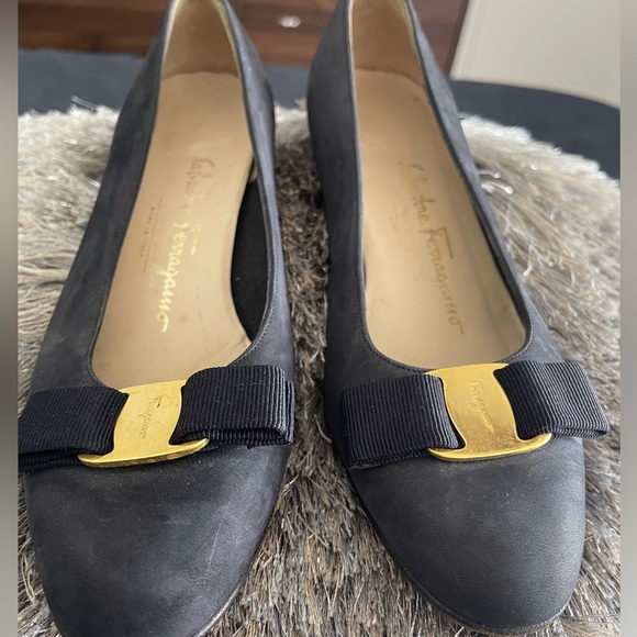 Salvatore Ferragamo Blue suede 6.5 B - Picture 5 of 6